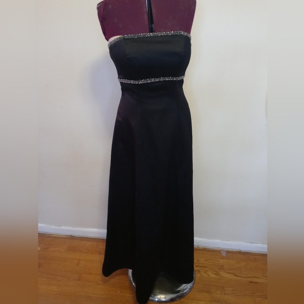 Modern Maids Collection black w/ bead trim empire waist Satin Gown Evening Dress